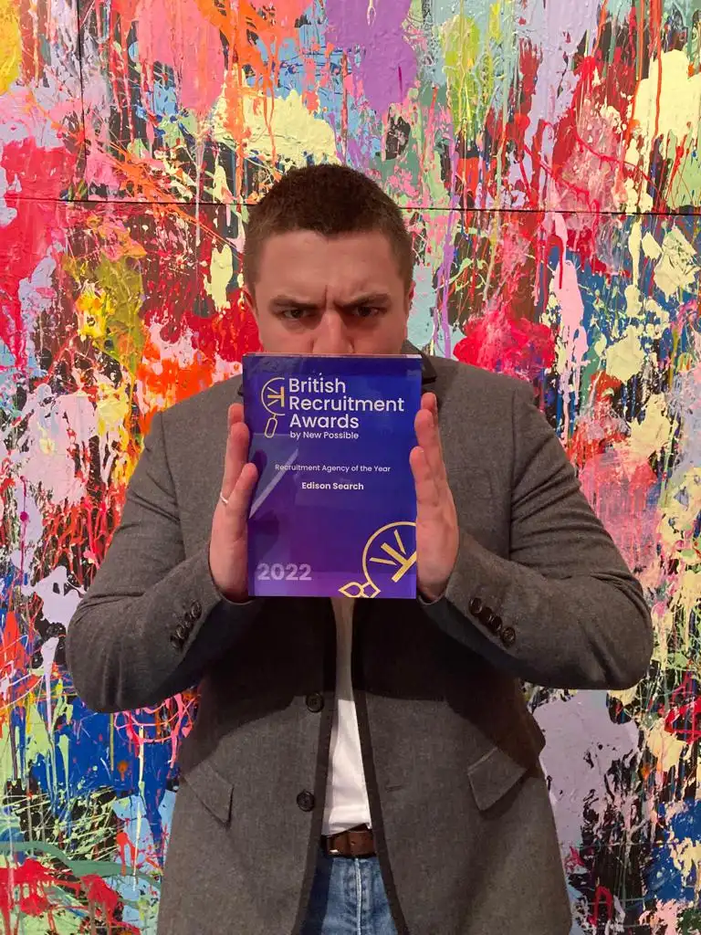 6949e196-25e3-432d-aefa-2179650db6a6